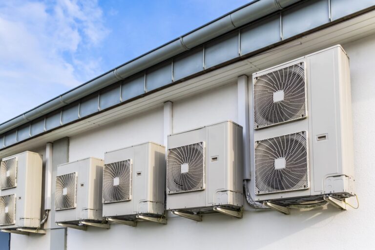 COLOURBOX67046066-min-2048x1365